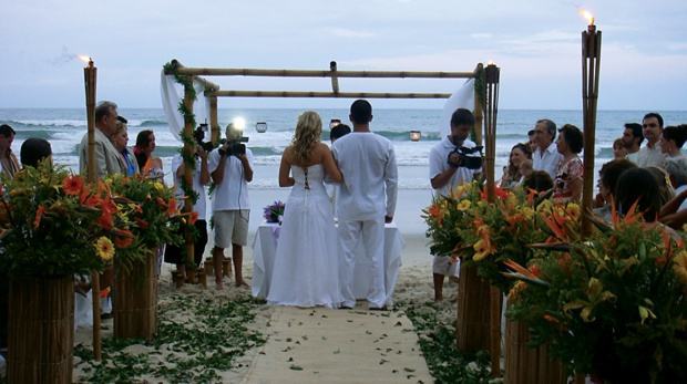 roupa casamento na praia