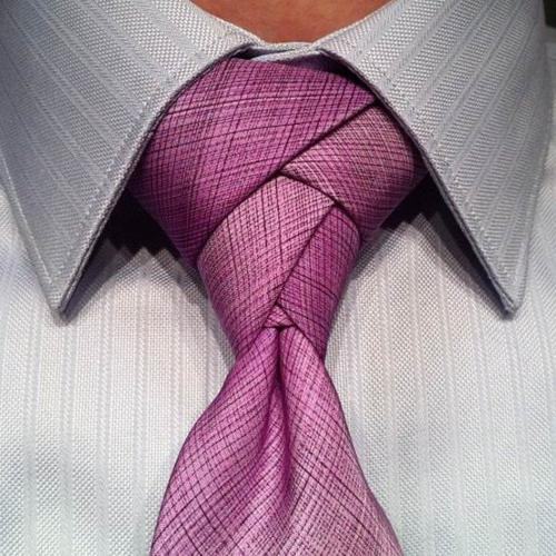 tipo de gravata diferente