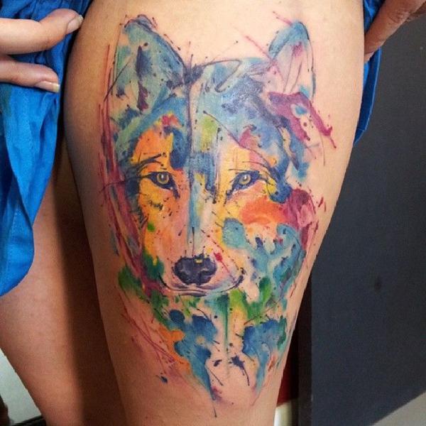 tatuagem aquarela lobo